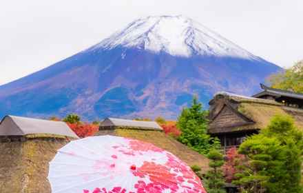 Traditional old house and Mt. Fuji at Oshino Hakkai